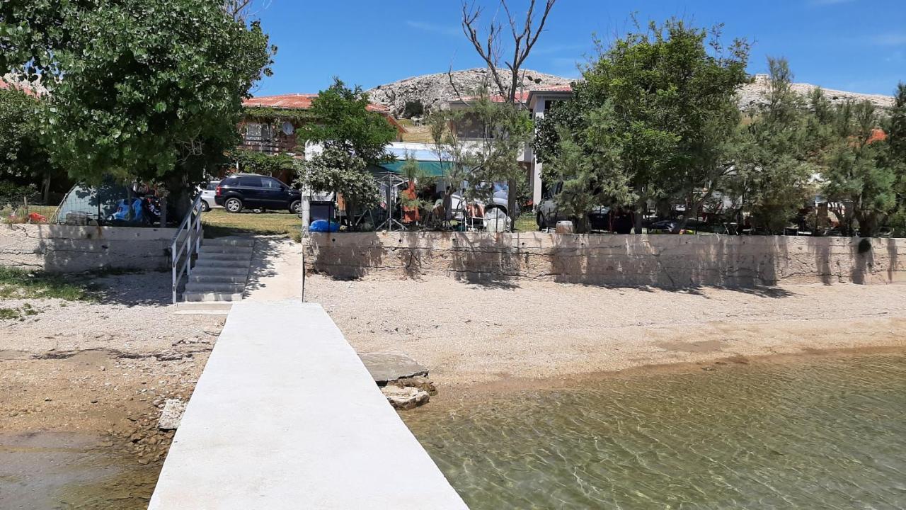Camp Pere Hotel Pag Town Exterior photo