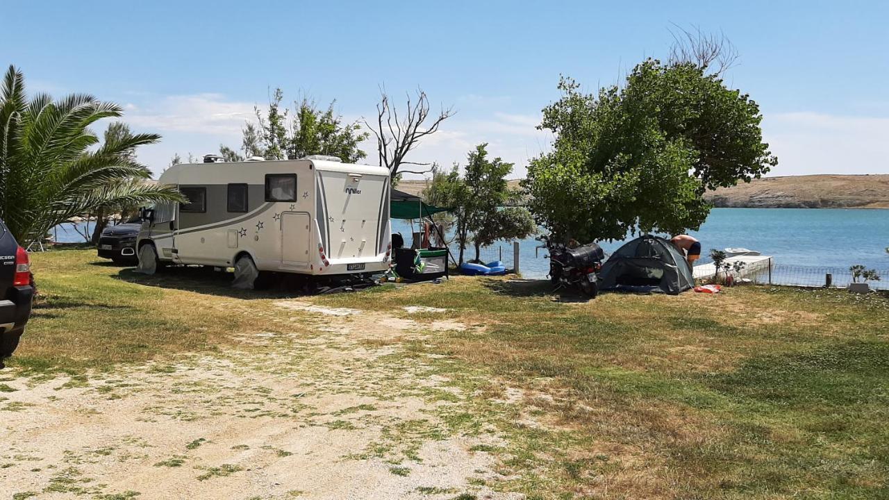 Camp Pere Hotel Pag Town Exterior photo