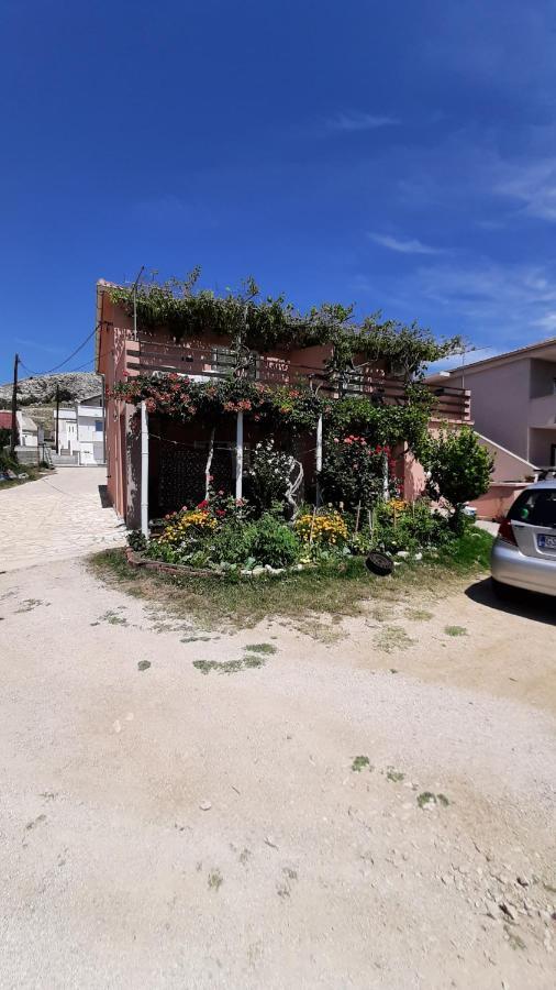 Camp Pere Hotel Pag Town Exterior photo